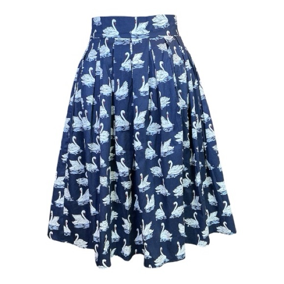 Banned Retro Navy & White Pin-Up Rockabilly Swan Print Pleated Swing Skirt M - Picture 2 of 9